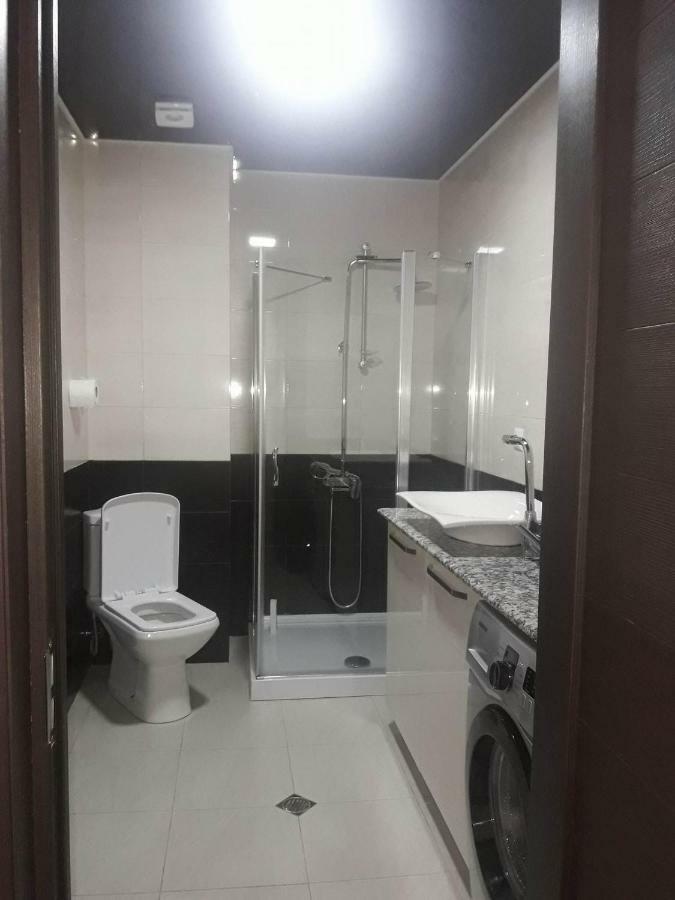 Apartament In The Centre Batoumi Extérieur photo